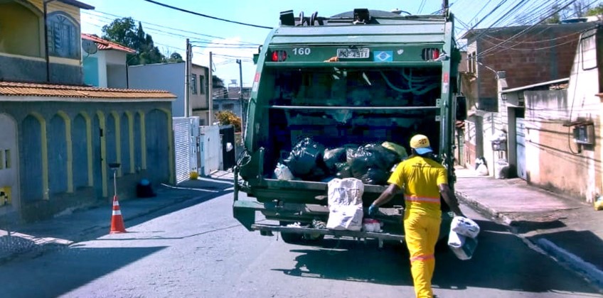Prefeitura oficializa contratação da Coopcat para a coleta seletiva em Barra Mansa